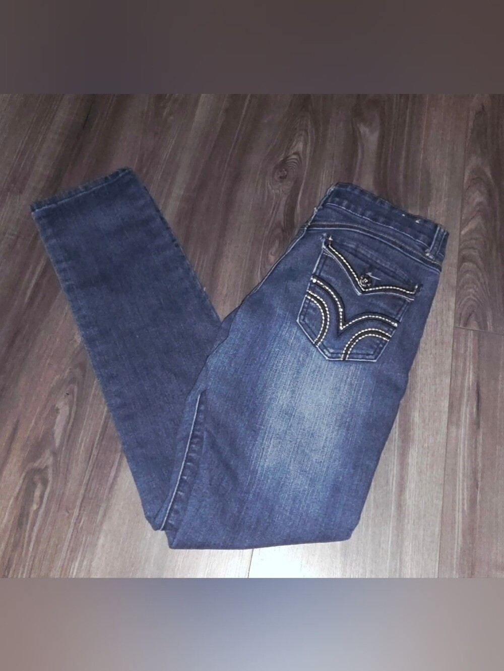 Womens BUZZ jeans Size 5/6 Straight Leg Excellent Condition